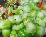Foto langkah ke 4 dari resep Sambal Tumis Belimbing wuluh.