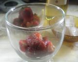 Foto del paso 2 de la receta: Trago de vino frutado