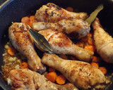 Foto del paso 1 de la receta: Muslitos pollo con salsa de vermú rojo