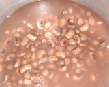 Foto langkah ke 1 dari resep Sambel Krecek Kacang Tolo.
