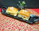 A picture of step 4 of Cheesy Pav.
