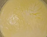 A picture of step 3 of Vanilla cake custard.