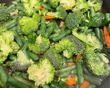 A picture of step 1 of Stir-Fried Broccoli with Shrimp.