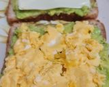 Foto langkah ke 4 dari resep Avocado Toast ala Indah.