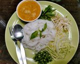 รูปขั้นตอนการทำที่ 5 ของ ขนมจีนน้ำยาจากเนื้อไก่