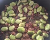 صورة لخطوة 2 من وصفة رز بالفول الاخضر