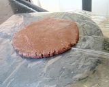 A picture of step 4 of Choco coconut roll.