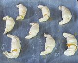 Foto del passaggio 10 della ricetta Sfogliatine ripiene ai fiori di zucca e provola