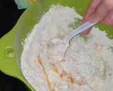 Foto langkah ke 2 dari resep Garlic cheese bread (roti bawang putih) ala2 emak2 lainnya.
