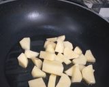 A picture of step 1 of Zeera walay aloo.