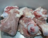 A picture of step 1 of Banh Hoi with Pork Offal – Specialty from Binh Dinh and Phu Yen.