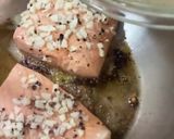 Foto del paso 5 de la receta: Sabor a mi: Salmón 🍣 con ajo