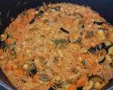 Foto del paso 4 de la receta: 335. Fideuà melosa de verduras con garbanzos vegana