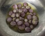 உள்ளி வெங்காயம் ஊறுகாய் (Ulli Vengayam Urugaai Recipe in Tamil) ரெசிபி ஸ்டேப் 2 புகைப்படம்