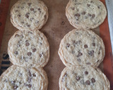 Foto del paso 5 de la receta: Cookies gigantes con chips de chocolate 🍪