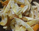 Foto del paso 1 de la receta: Cascaritas de naranja escarchadas