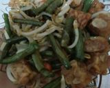 Foto langkah ke 6 dari resep Tumis kacang panjang, tempe dan taugee ala mahmud.