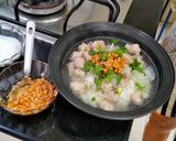 รูปขั้นตอนการทำที่ 5 ของ ข้าวต้มหมูเด้ง