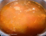 Foto del paso 2 de la receta: Cazuelita de merluza y langostinos
