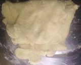 सेव गुलकंद स्टफ्ड गुजिया (Sev Gulkand stuffed Gujiya recipe in Hindi) रेसिपी चरण 2 फोटो