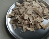 रोटी नूडल्स (Roti Noodles recipe in Hindi) रेसिपी चरण 1 फोटो