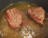 Foto del paso 2 de la receta: Carrilleras de ternera guisadas con vino tinto