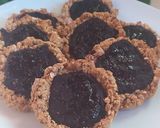 Foto del paso 3 de la receta: Galletas o Tartitas De Avena  Con Dulce Y Chocolate