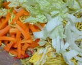 Foto langkah ke 6 dari resep Mie basah goreng.