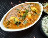 रेस्टॉरंट स्टाईल अंडा करी (anda curry recipe in marathi) रेसिपी स्टेप 6 फोटो 