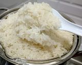 Foto langkah ke 4 dari resep Ketan Serundeng Pedas Manis.