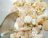 รูปขั้นตอนการทำที่ 3 ของ เมี่ยงไก่ผัดกับผักสด