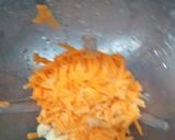 A picture of step 1 of Immune Booster Orange Carrot Juice.