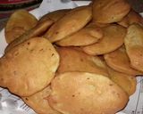 A picture of step 5 of Aalu k Pakorhay #Cookpadapp #Iftar_Contest #CookingSpecial.