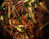 Foto del paso 2 de la receta: Chop Suey de Verduras y Pescado "express"