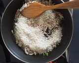 Foto del paso 4 de la receta: Risotto de codornices con paté de pato