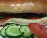 A picture of step 5 of Sausage burger.