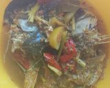 Foto langkah ke 7 dari resep Sop kuning ikan goreng.
