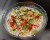 A picture of step 2 of Boondi raita.
