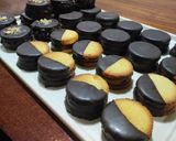 Foto del paso 4 de la receta: Alfajorcitos de coco y dulce de leche