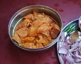 নতূন আলু দিয়ে ঝাল চিকেন র ঝোল (Natun aloo diye chicken r jhol recipe in Bengali) রেসিপি ধাপ - 1 ছবি