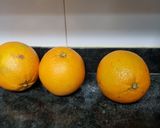Foto del paso 1 de la receta: Naranjas rellenas con dulce de melocotón