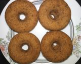 A picture of step 4 of Oven baked donuts.