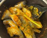 Foto langkah ke 2 dari resep Ikan bandeng kuah kuning (bumbu halus).