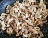 Foto del paso 3 de la receta: Hojaldre de pollo a la mostaza