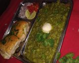 A picture of step 6 of Green Pav Bhaji.