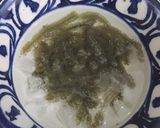 Hình bước làm 3 của món Salad tôm trứng rong biển