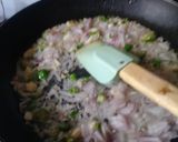 A picture of step 2 of Brinjal bhurta.