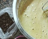 Foto del paso 5 de la receta: Budín de banana 🍌 con chips y nueces