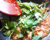 A picture of step 4 of Spicy pork and holy basil.