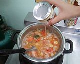 รูปขั้นตอนการทำที่ 5 ของ ต้มยำกุ้งน้ำข้น
